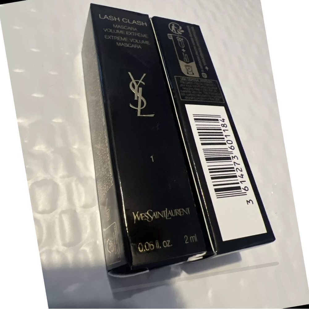 NIB YSL LASH CLASH EXTREME VOLUME MASCARA IN BLACK. .06 Fl oz